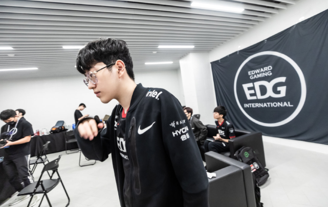 守方面的优 守方面的优