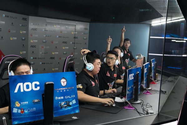 进攻压力 进攻压力